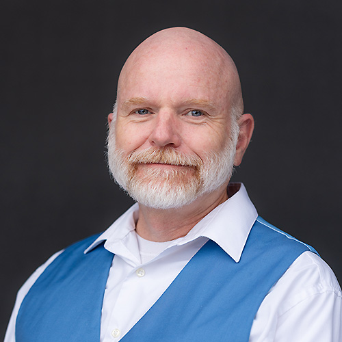 Headshot of Robert Hayes